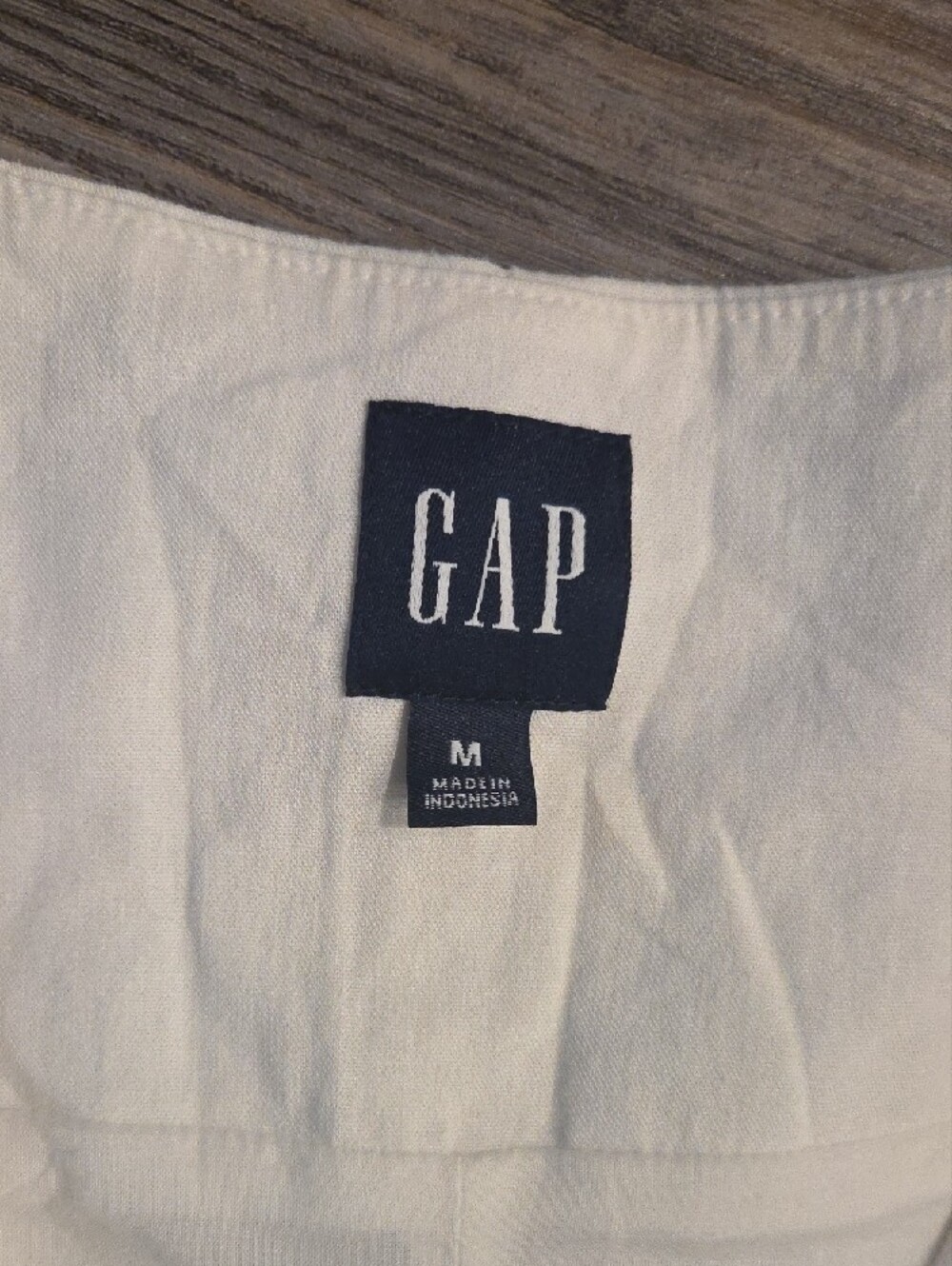 GAP Ivory Button-Front Sleeveless Tunic - Picture 2 of 3